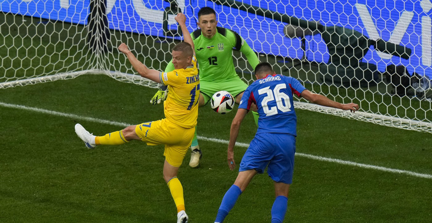 Slovacia – Ucraina 1-2, în Grupa E la EURO. Ucraina învinge, revenind de la 0-1, iar România este liderul Grupei E