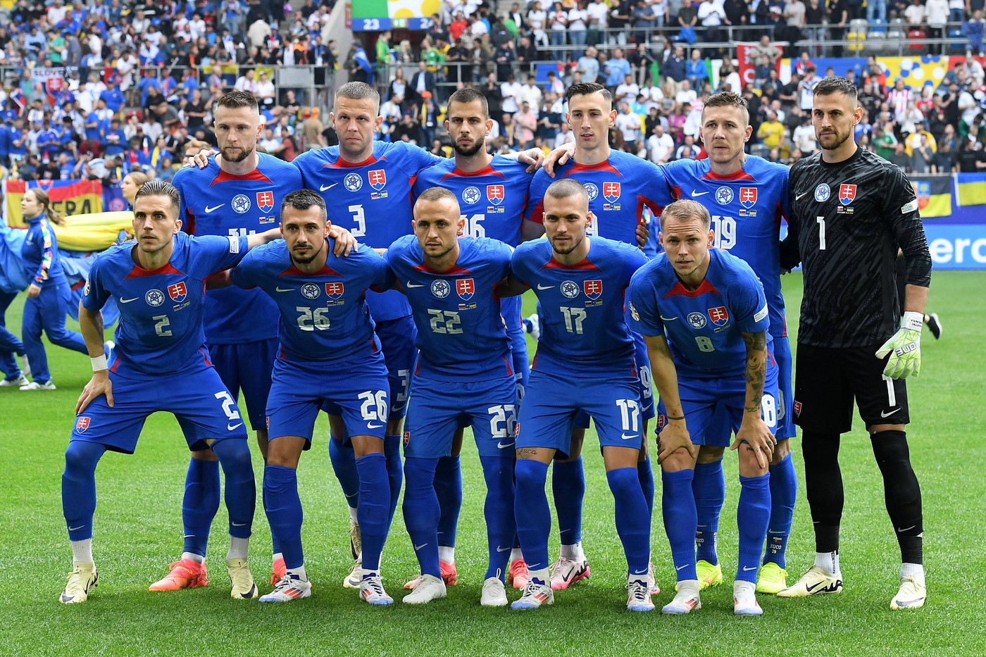 Slovacii nu se gândesc decât la victorie în meciul cu România de la EURO! E lider în vestiar și vorbește la superlativ de doi fotbaliști români, dar are un mesaj concis pentru colegi