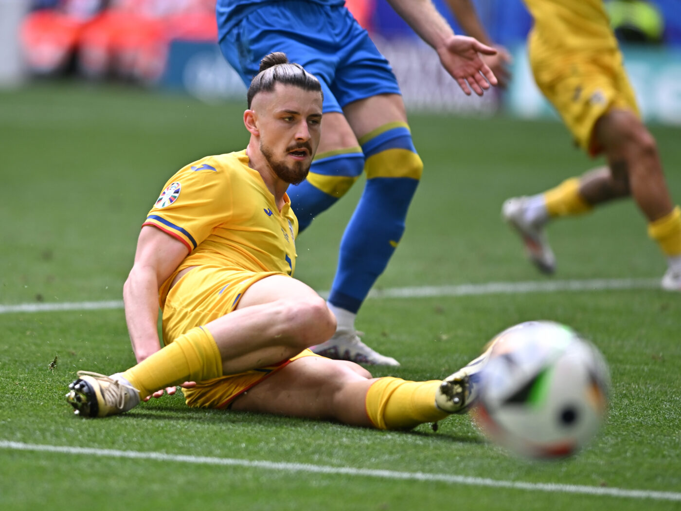 Transferul de peste 50.000.000 de euro care îi poate schimba definitiv soarta lui Radu Drăgușin la Tottenham! Românul a primit vestea la EURO: Ange Postecoglou îl vrea pe noul Nesta din naționala Italiei