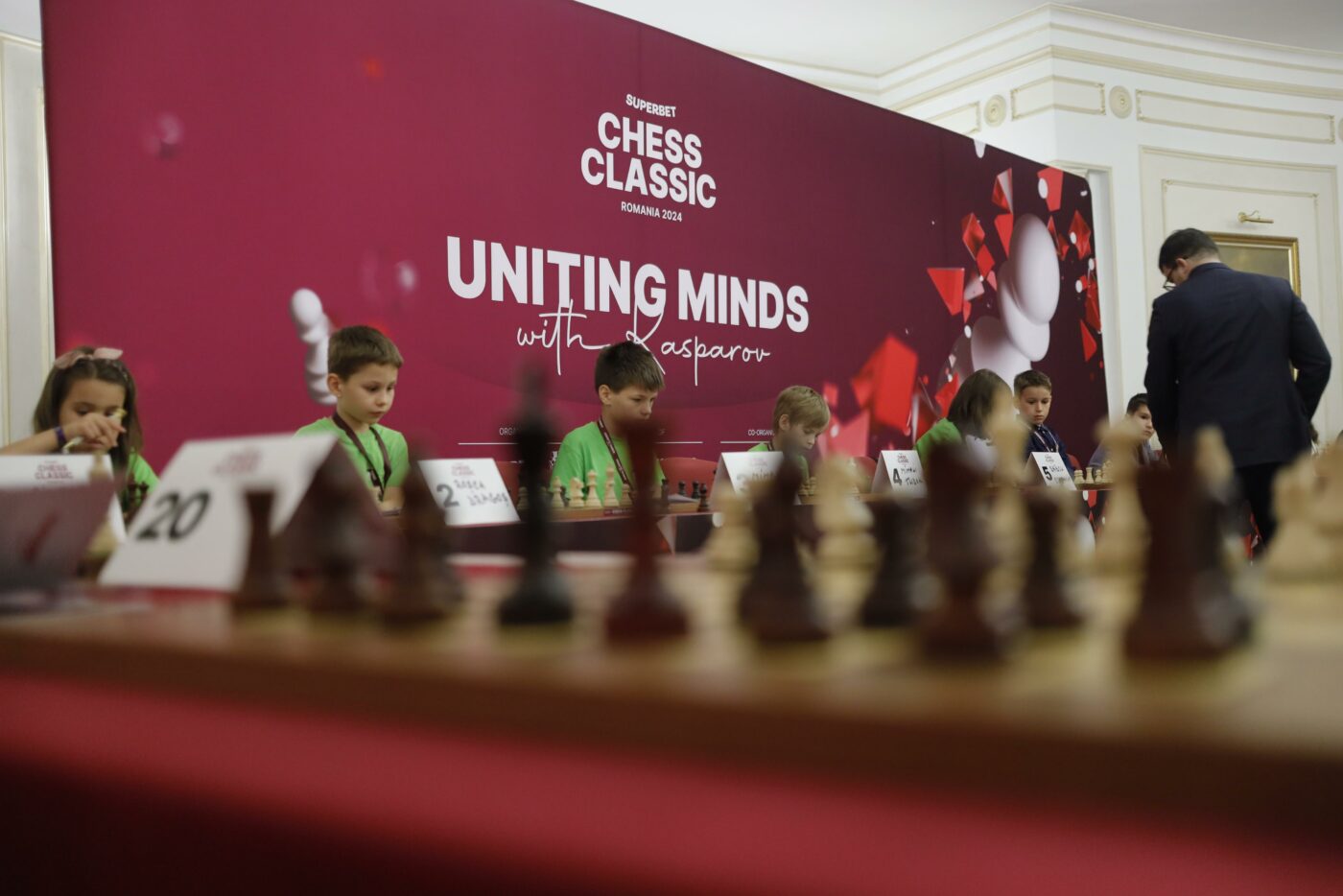 A început Superbet Chess Classic România, a doua etapă a circuitului internațional Grand Chess Tour (GCT). Care sunt primele partide. FOTO&VIDEO