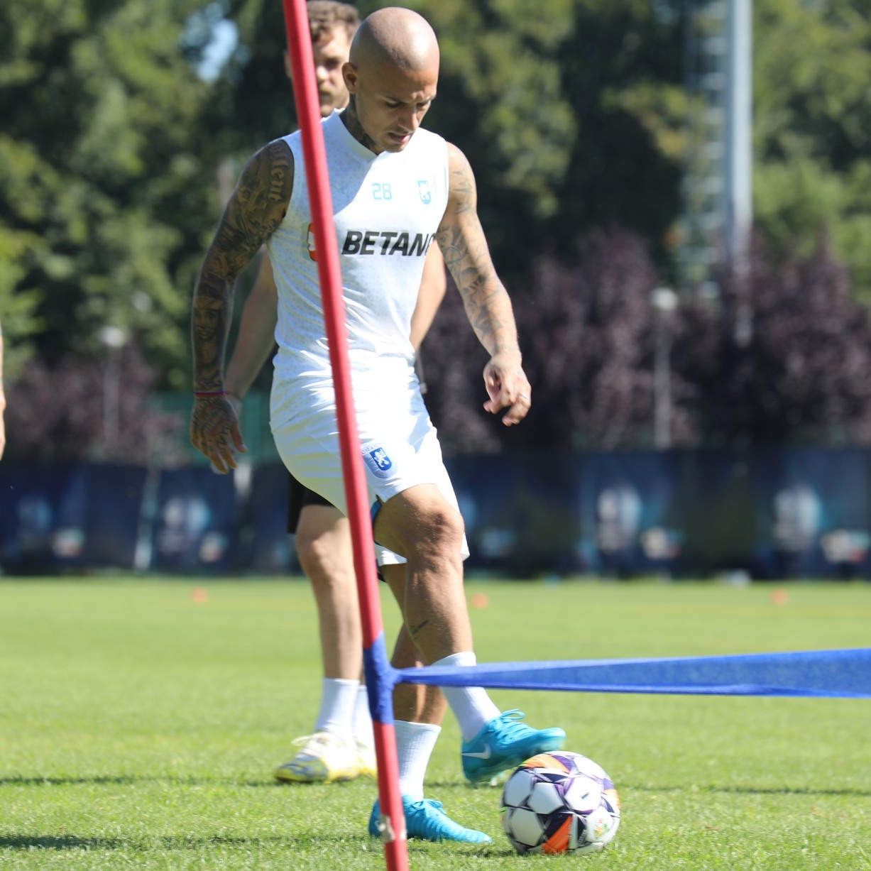 Alex Mitriţă dezvăluie cât de mult l-a afectat neconvocarea la Euro 2024: „Am apelat la un psiholog, fiindcă eram la limită”. Ce rugăminte are la suporteri pentru returul cu Maribor