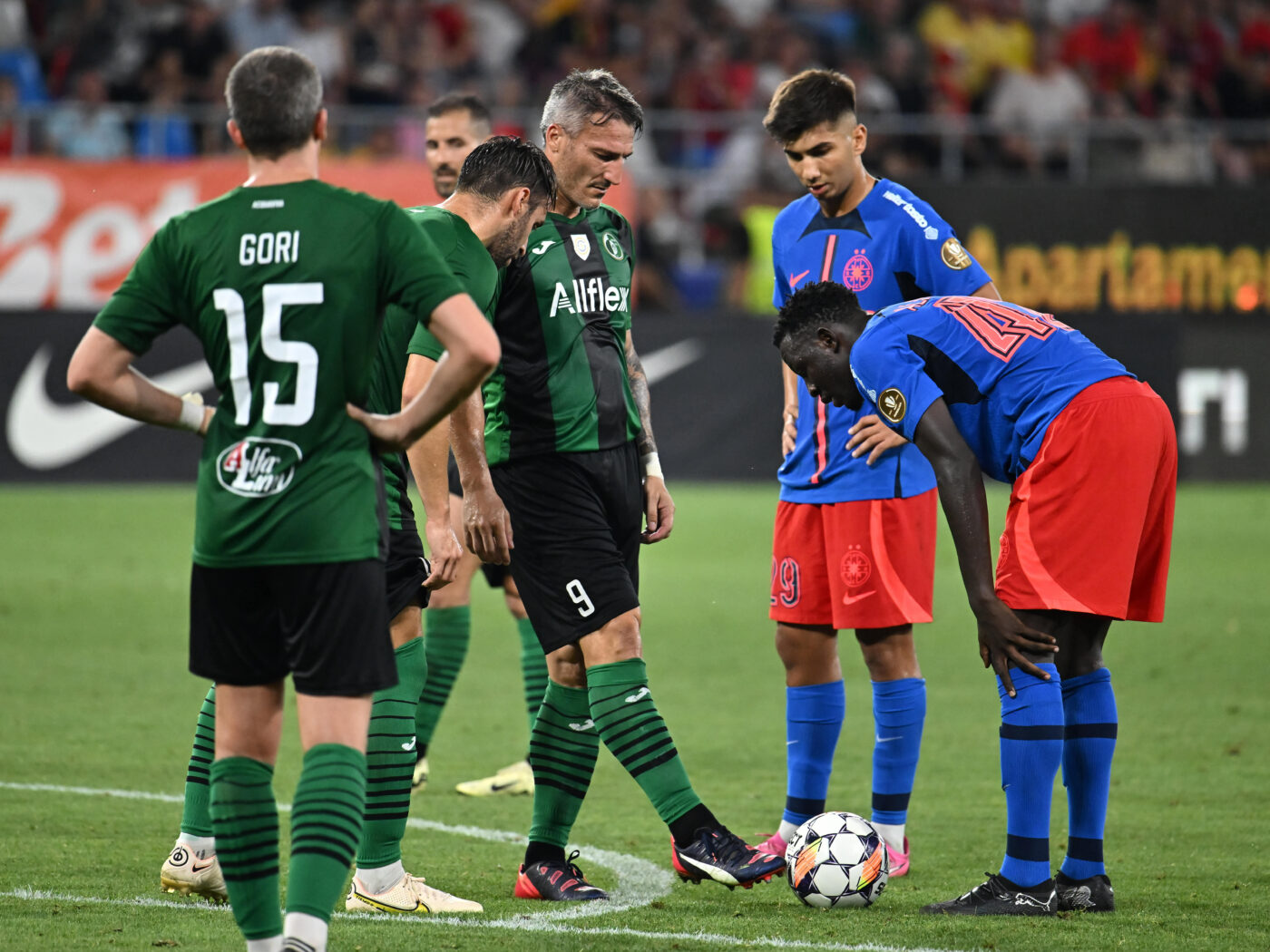 Așa ceva nu s-a mai văzut în Liga Campionilor: ce le-au cerut fotbaliștii de la Virtus celor de la FCSB, după meciul de pe stadionul Steaua!
