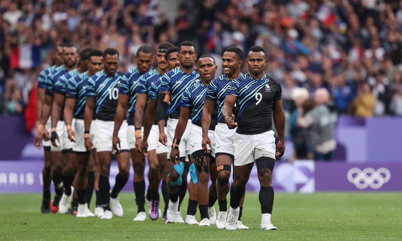 Au pierdut, dar au jucat cu inima! Rugbyștii fijieni au izbucnit în lacrimi la ascultarea imnului național, înaintea finalei de rugby în 7 de la Jocurile Olimpice