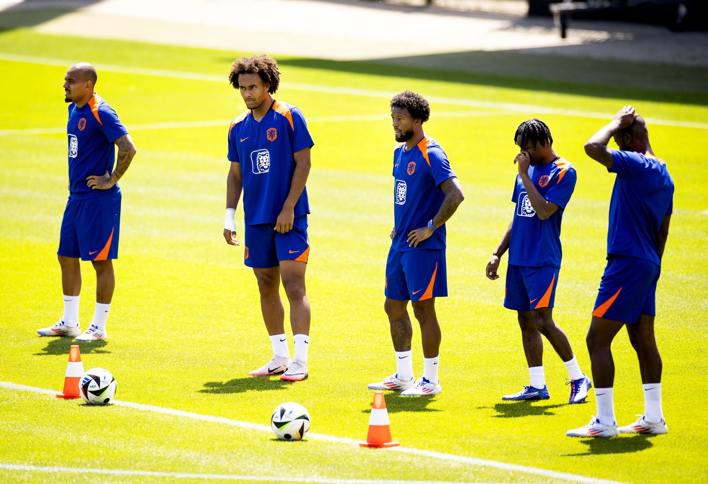 Au venit două oferte fenomenale, de la AC Milan și Manchester United, chiar înainte de România – Olanda de la EURO!