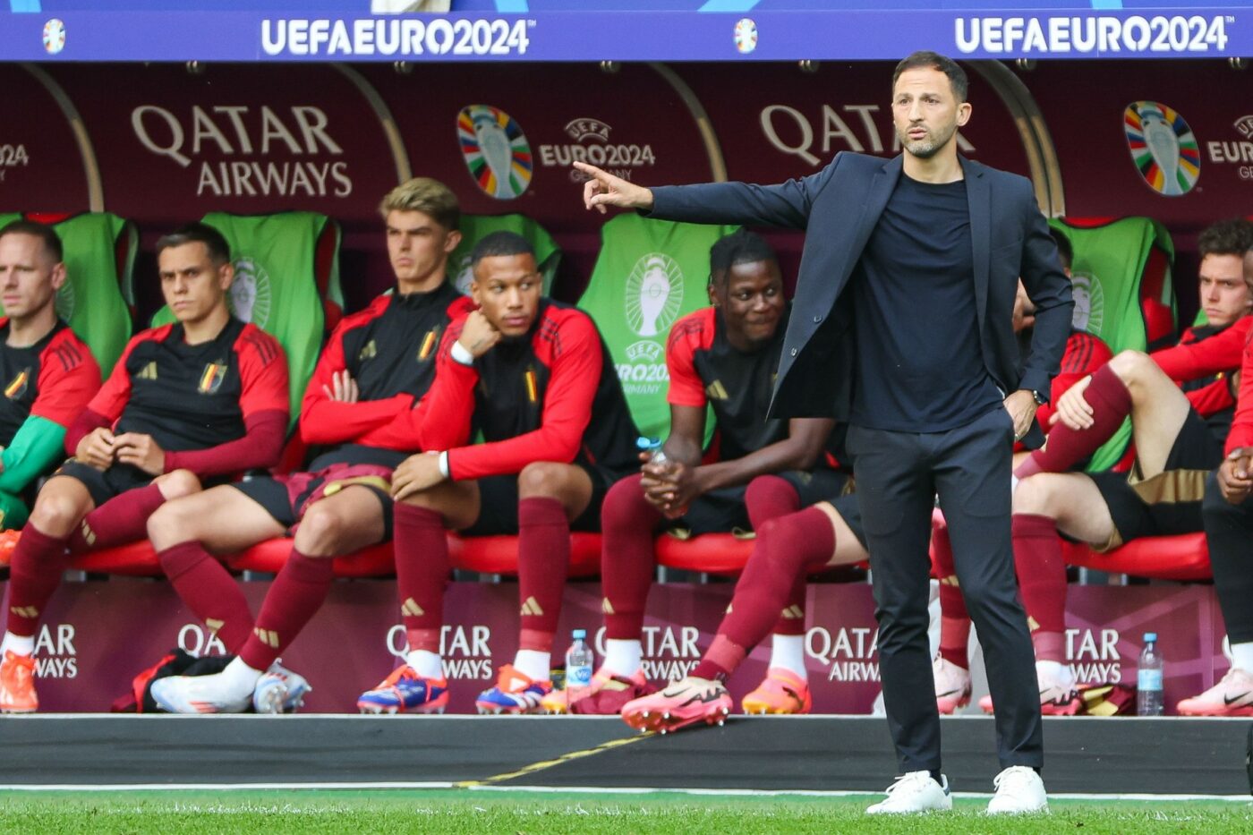 Belgienii nu pot să accepte că România a câștigat grupa de la EURO și naționala lor a fost eliminată de Franța! Cum ne atacă presa din Belgia înainte de meciul cu Olanda