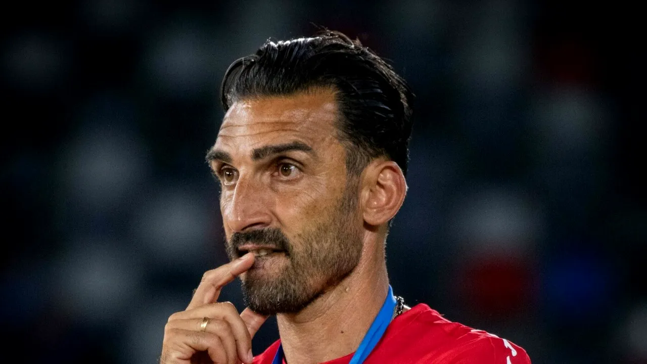 Charalambous, mesaj pentru Gigi Becali imediat cum s-a terminat FCSB – Virtus 4-0! Ce i-a transmis patronului despre lot și transferuri, chiar când miliardarul anunța că antrenorul va decide soarta unui atacant nigerian din Serie A