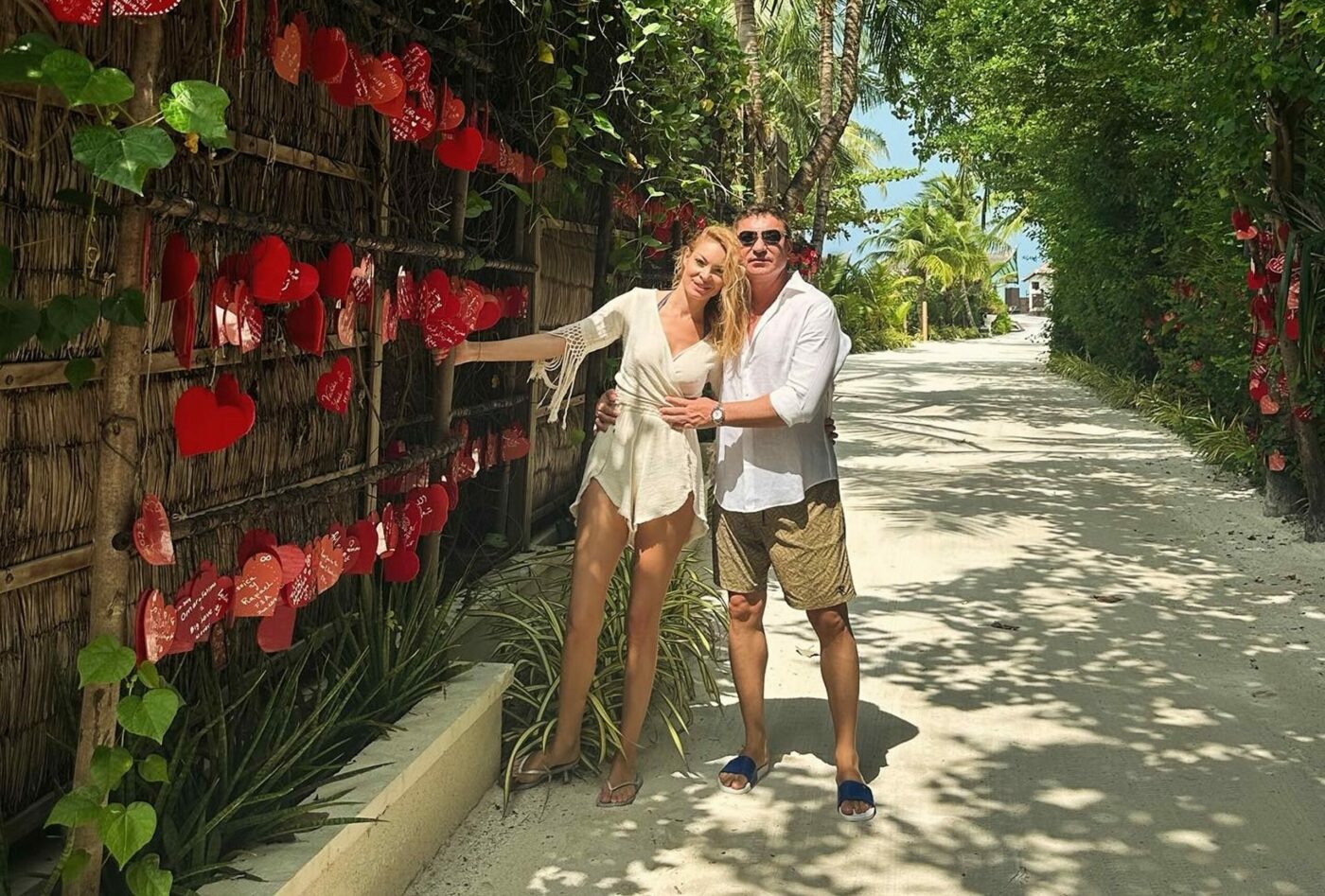 Cristi Borcea o răsfață total pe Valentina Pelinel! Milionarul a dus-o într-o nouă vacanță de lux, în doi, fără copii