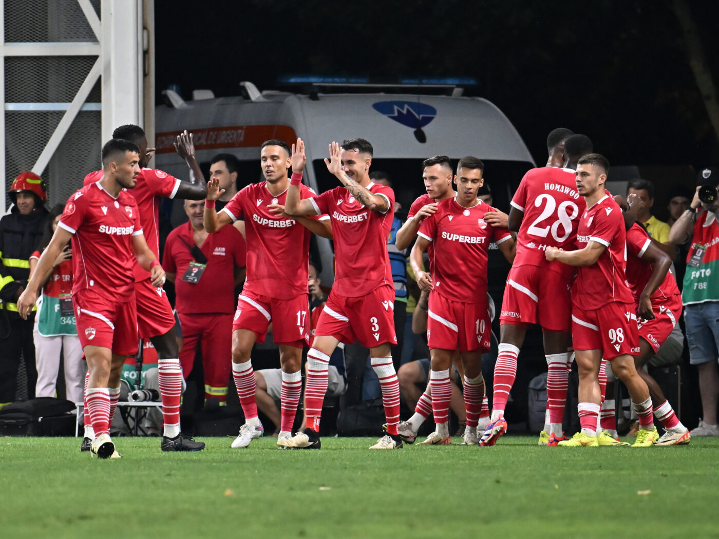 Dinamo București e gata să facă un nou transfer important pentru Superliga! Acționarul Nicolescu a făcut anunțul: „Discuțiile sunt avansate”
