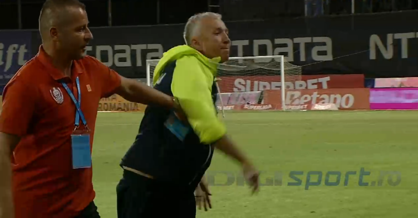 Dan Petrescu, înjurături grosolane la adresa arbitrilor în CFR Cluj – Universitatea Craiova! Nimeni nu înțelege cum a scăpat fără să fie eliminat: „Băi, vagabondule!”