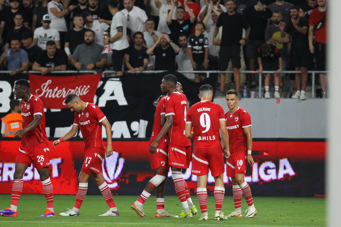 Dinamo București – Petrolul Ploiești 3-0 Live Video Online, în etapa 2 din Superliga. Selmani majorează avantajul după ce apărarea „lupilor” este făcută șah-mat