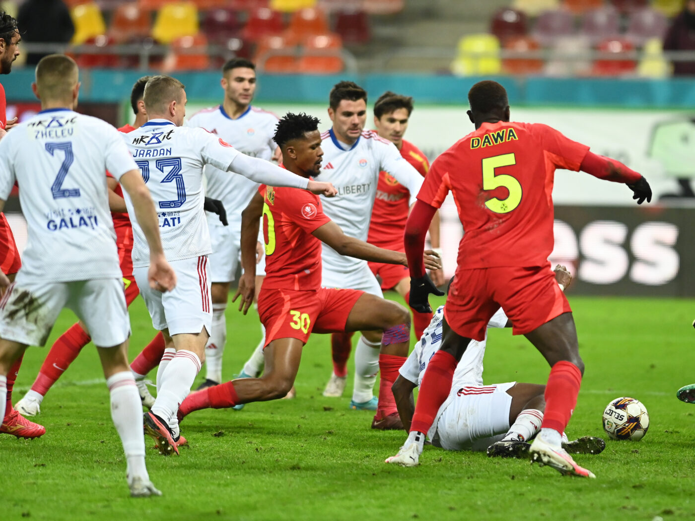 FCSB – Oțelul Galați 0-1, Live Video Online în etapa a 3-a a Superligii. Pauză în Ghencea, cu un gol al oaspeților după o repriză dominată de campioană