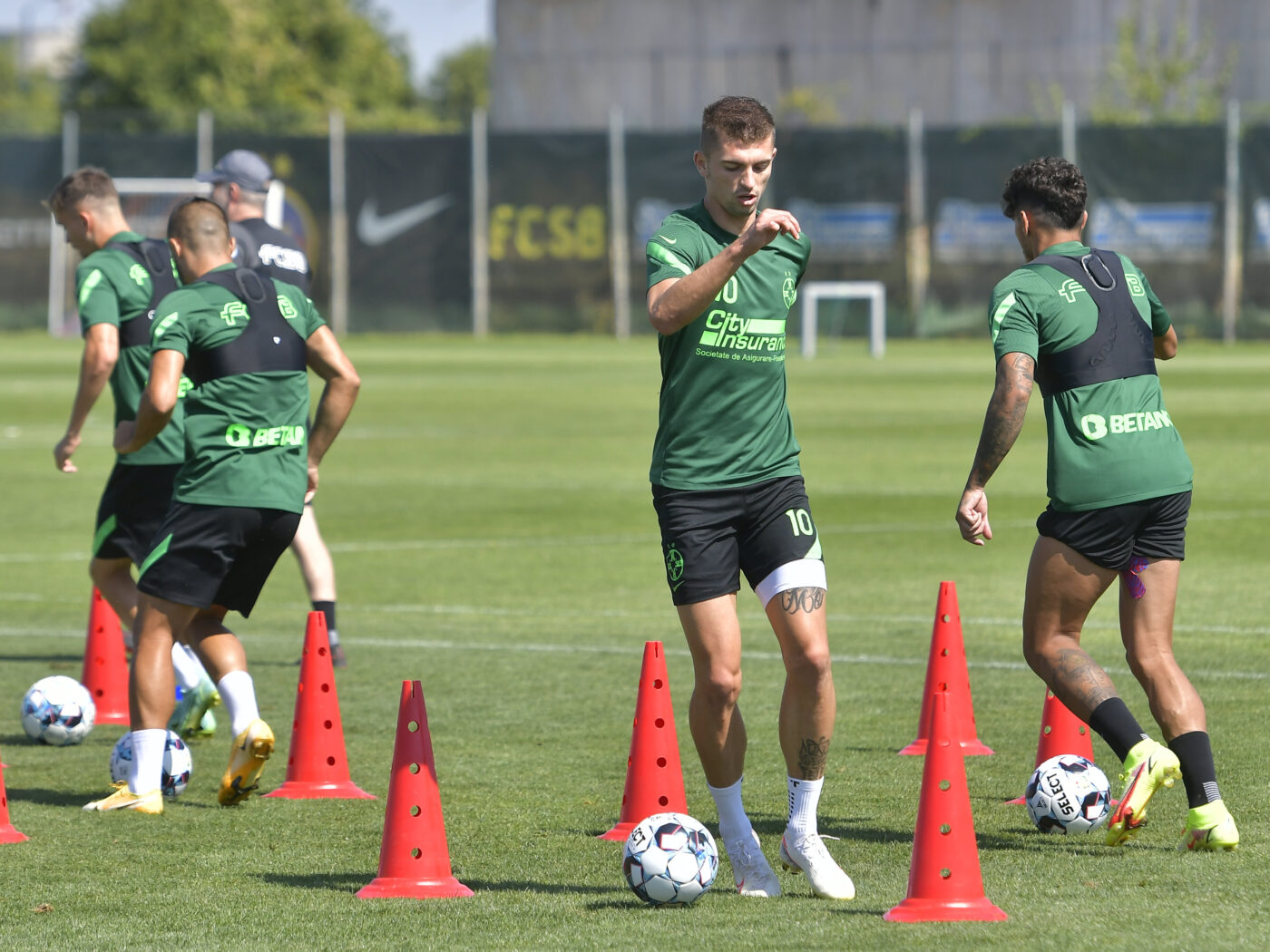 FCSB e la un pas de marea lovitură: Florin Tănase, la antrenamente în baza din Berceni
