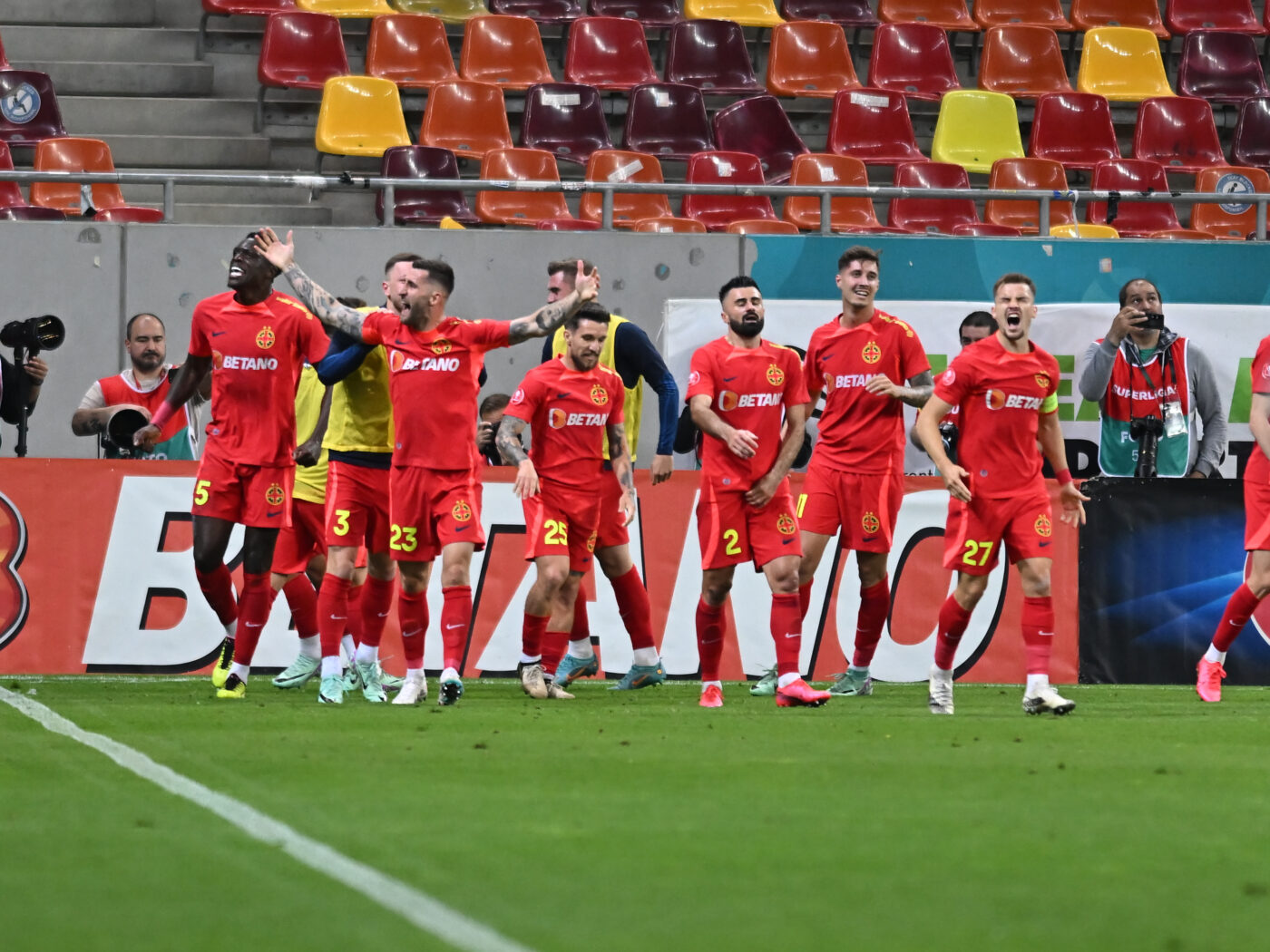 Fotbalistul de 10.000.000 de euro a reuşit un hattrick rapid ca un fulger în Virtus – FCSB! A jucat puțin la EURO 2024, dar Gigi Becali şi Giovanni Becali îl pot vinde în această vară