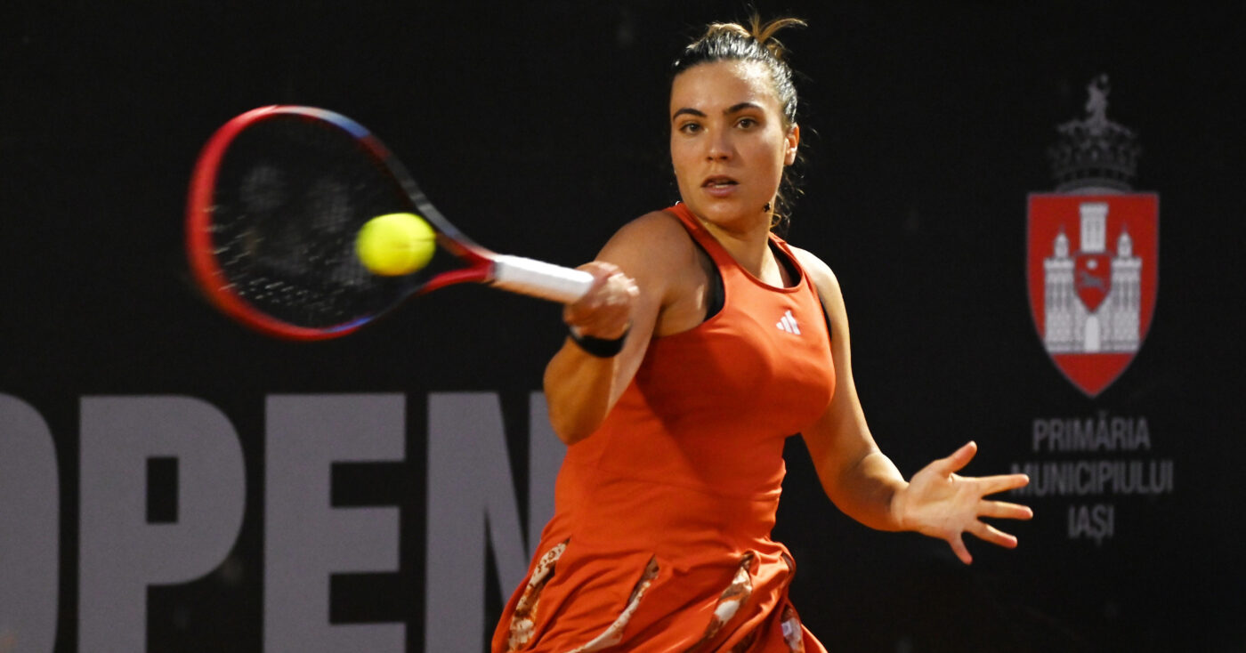 Gabriela Ruse a fost distrusă de Elena Rybakina în primul tur la Wimbledon! Românca a câștigat doar patru game-uri