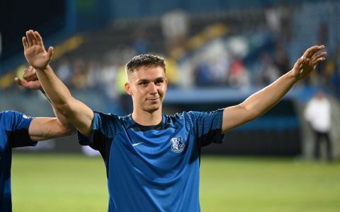 Gigi Becali detonează bomba despre transferul lui Louis Munteanu, la scurt timp după FCSB – Virtus! I-a dat lovitura de grație lui Nelu Varga, târziu în noapte: „Eu aşa ştiu”