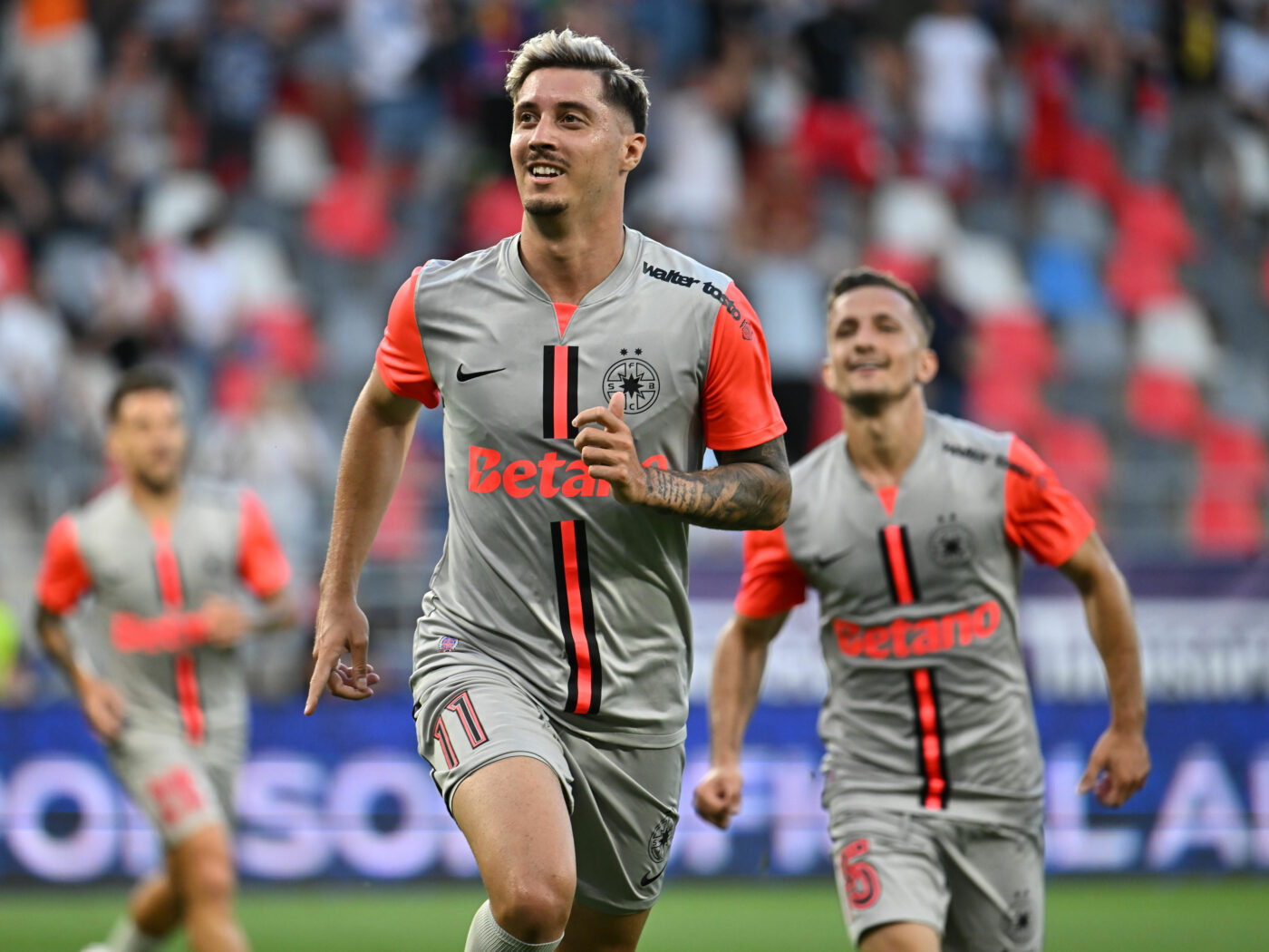 Gigi Becali, ține-ți banii de transfer! Atacanții FCSB au făcut show cu Virtus: după Daniel Popa, David Miculescu a marcat și el o „dublă” pentru scorul istoric al roș-albaștrilor din Liga Campionilor