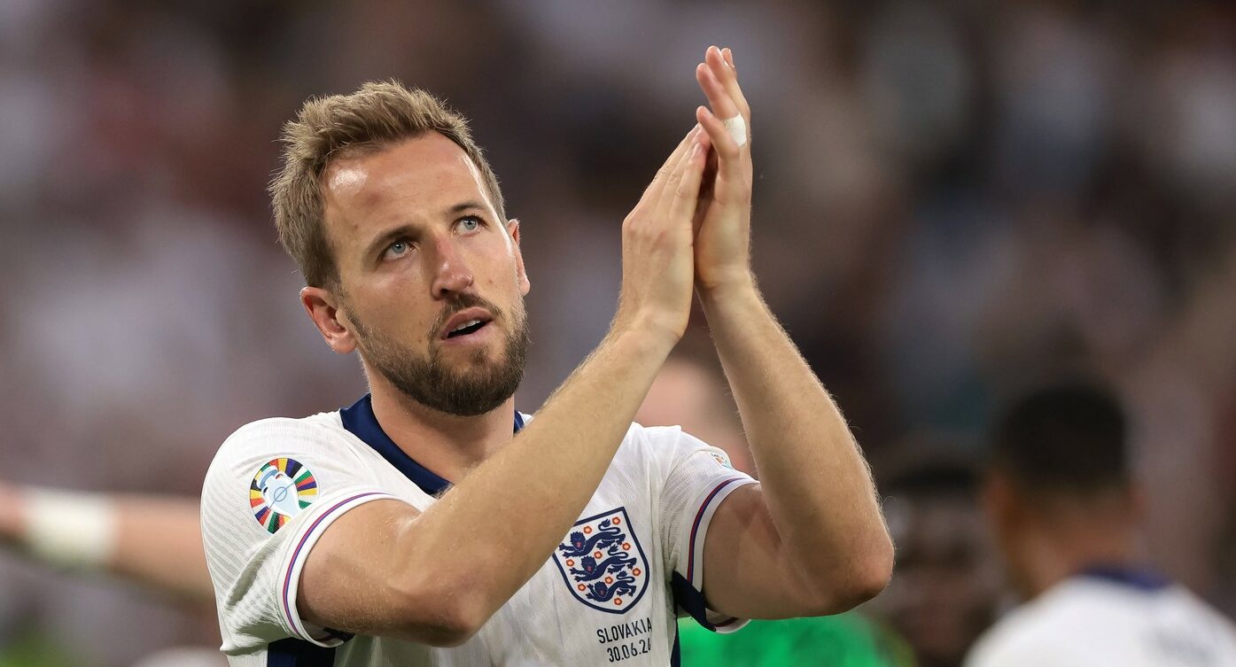Harry Kane nu a mai aşteptat să ajungă la vestiare şi a reacționat categoric după ce Anglia a scăpat ca prin minune de eliminare în fața Slovaciei la EURO 2024! Verdictul clar despre Jude Bellingham, eroul naționalei britanice