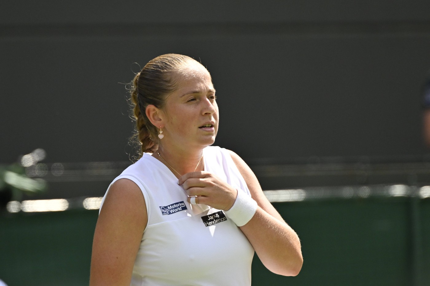 Jelena Ostapenko dovedește încă o dată că e una dintre cele mai „obraznice” jucătoare din circuitul WTA! Ce spune despre eliminarea rapidă a Igăi Swiatek de la Wimbledon, care a luat prin surprindere toți specialiștii