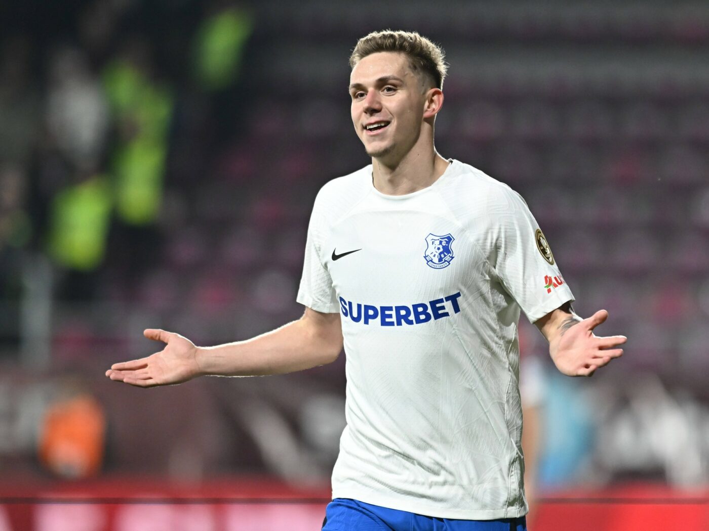 Mamma mia, ce răsturnare de situație! Lovitură șoc în cazul transferului lui Louis Munteanu la CFR Cluj: Fiorentina a luat decizia!
