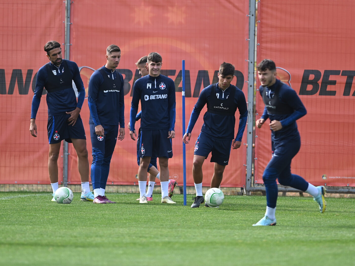 Marea speranță de la FCSB, transfer definitiv în Superliga! Cum se lasă convins Gigi Becali să renunțe la fotbalistul de pe urma căruia visa să primească milioane de euro