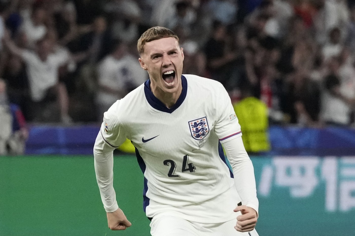 Nici Gigi Becali nu face schimbări așa bune! A tras cu 118 km/h! Cine este Cole Palmer, noul star al Angliei care a reușit un golazo la trei minute după ce a fost aruncat în luptă de Gareth Southgate în finala EURO 2024