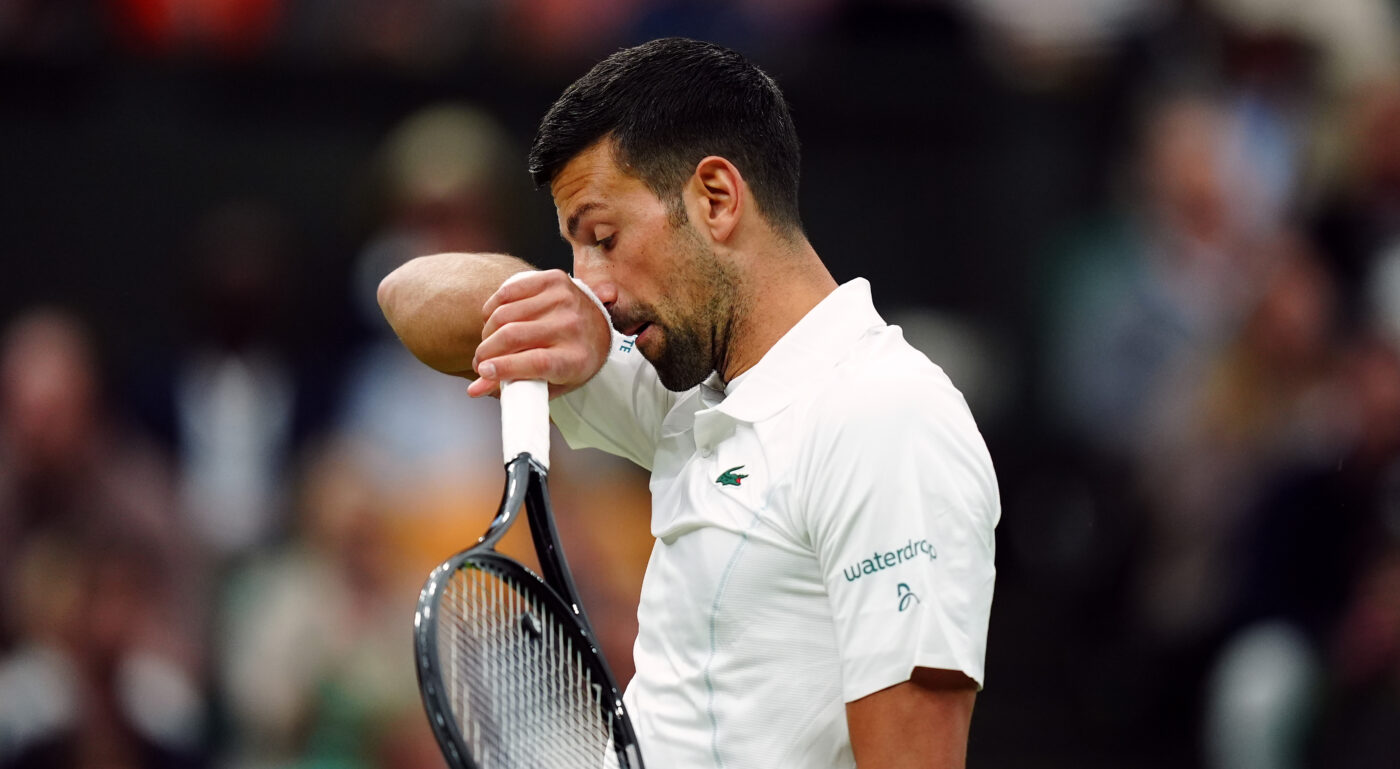 Novak Djokovic, scandalizat de fanii din tribune de la Wimbledon! Ce i-au făcut la meciul cu elevul lui Patrick Mouratoglou l-a scos din sărite: „Nu mă puteți atinge!”