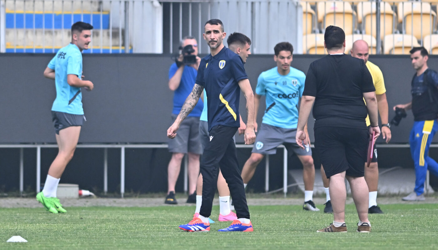 Petrolul – Gloria Buzău 0-0, Live Video Online în etapa a noului sezon din Superliga. Grozav ratează un penalty, șutând pe lângă poartă