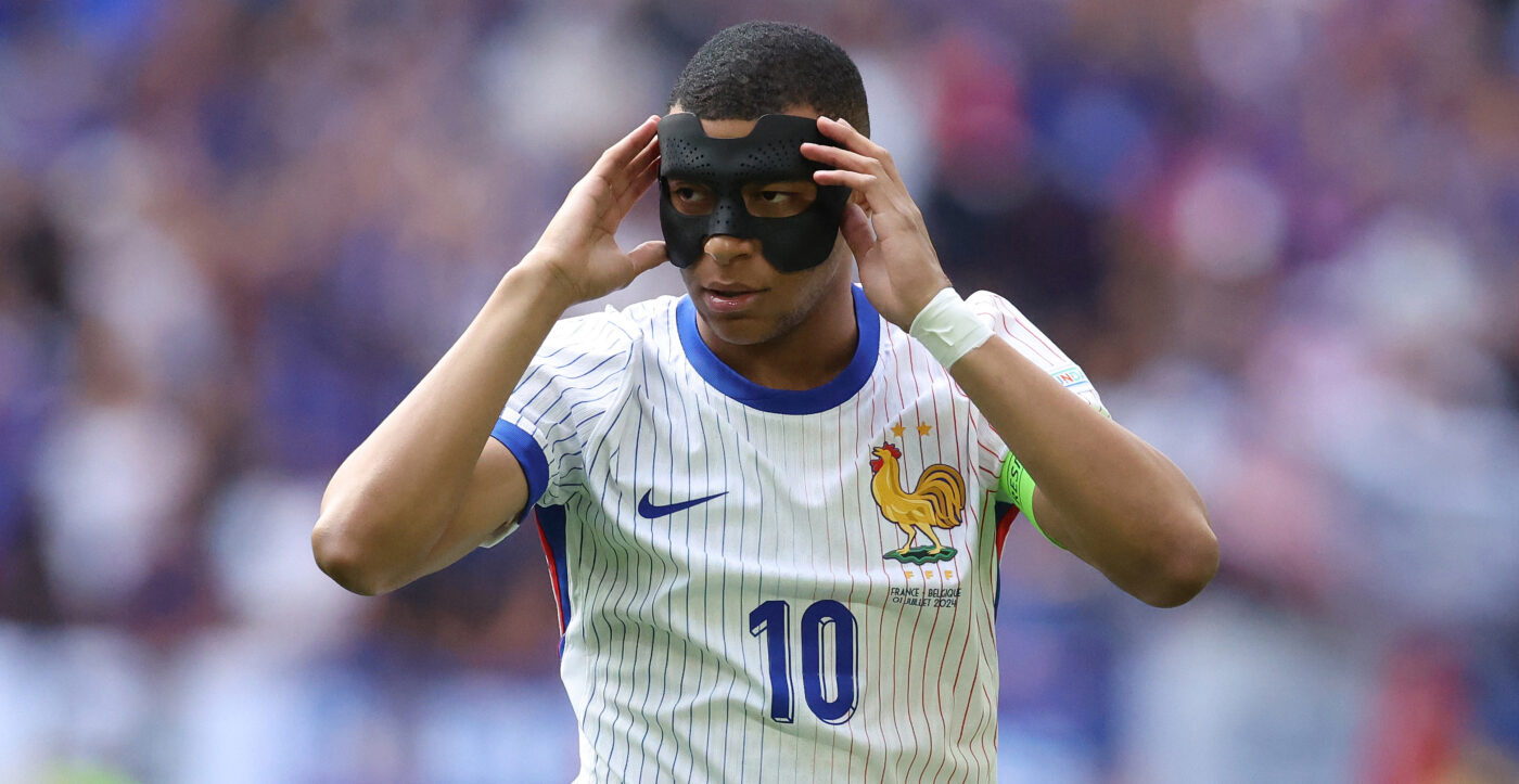 Presa din Anglia nu a aşteptat finalul meciului Franța – Portugalia şi şi-a manifestat stupoarea pentru schimbarea lui Kylian Mbappe! „Foarte, foarte ciudată decizie! Wow!”