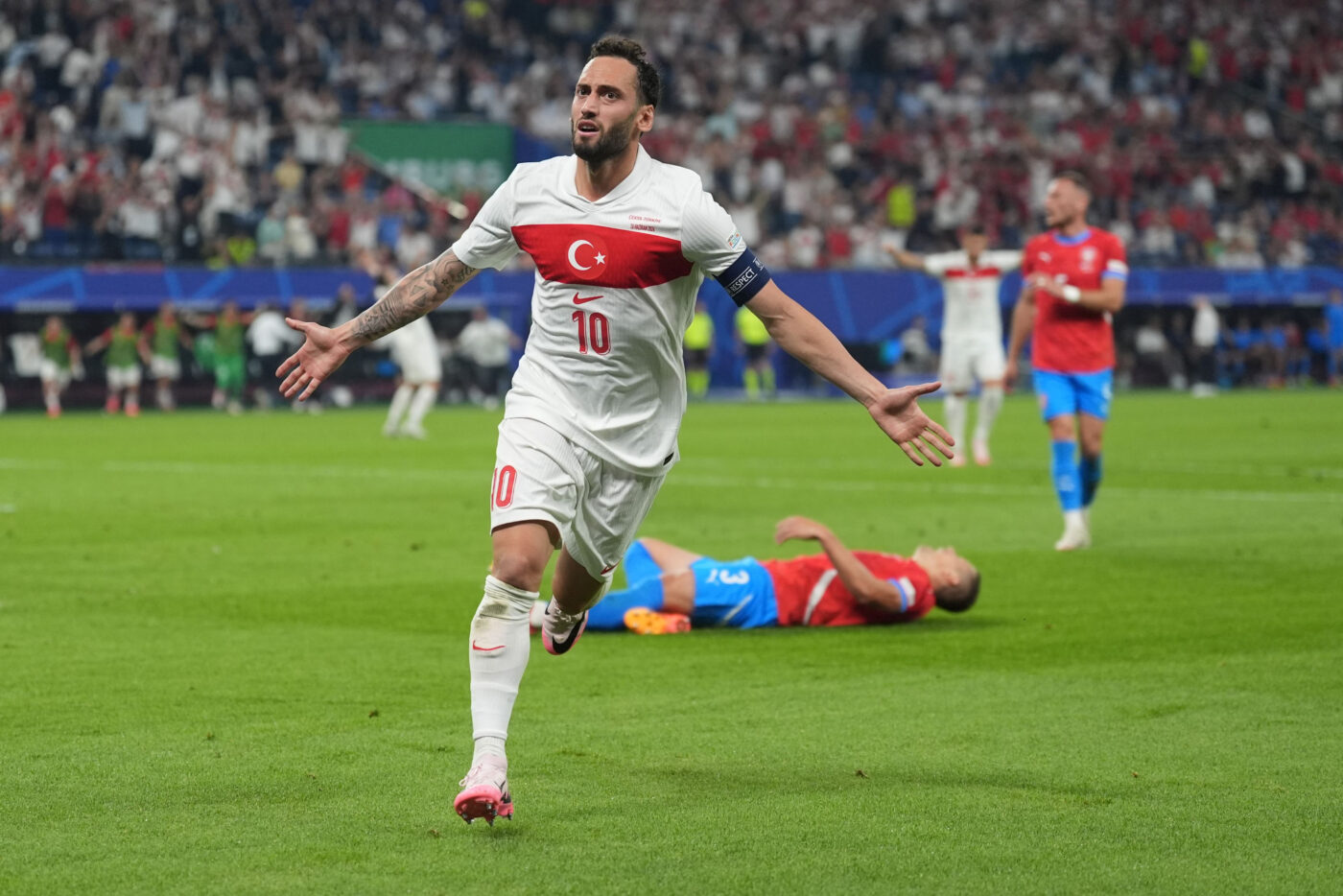 Reacția tulburătoare a lui Hakan Calhanoglu, după Olanda – Turcia 2-1! Care a fost greșeala fatală a naționalei lui Montella: „Mi-aș fi dorit să nu facem asta!”