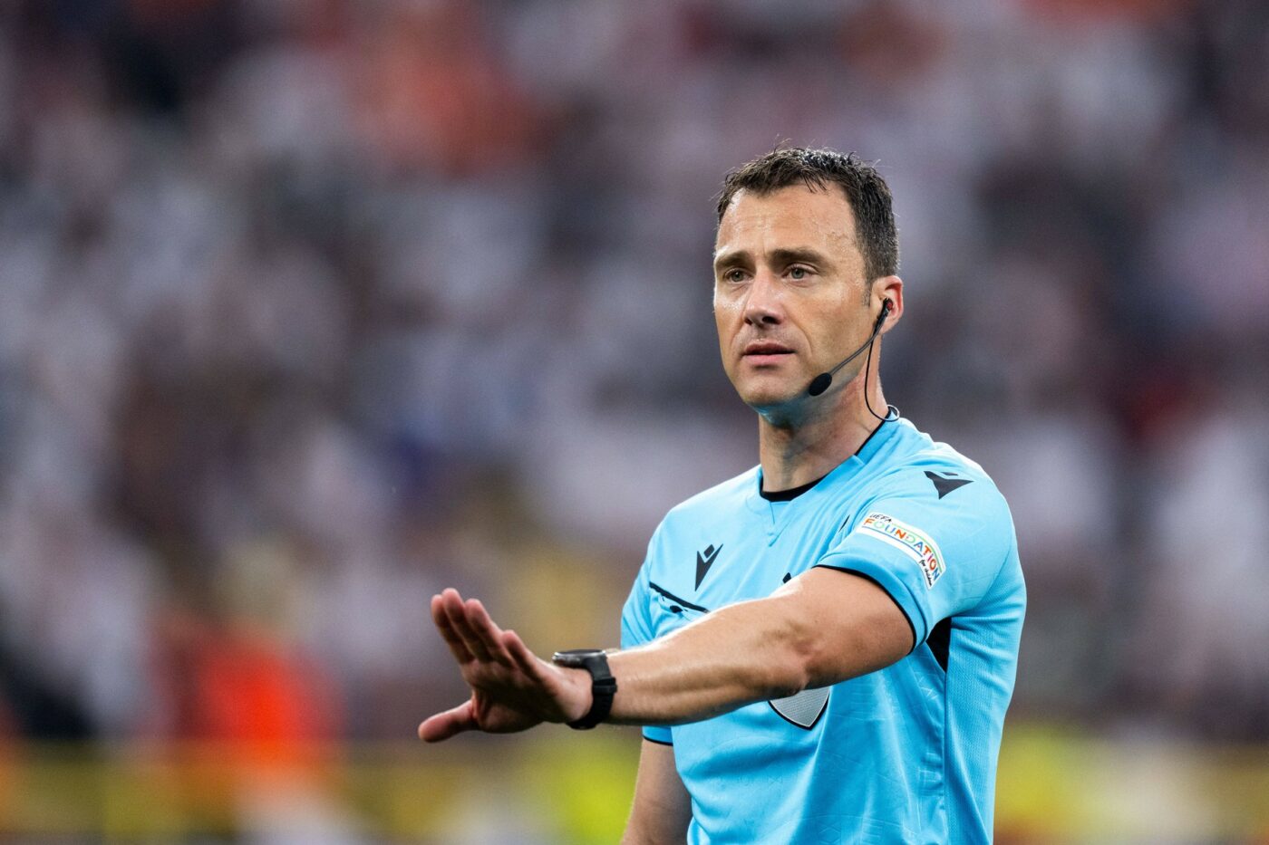 Reacție șocantă a unui fotbalist englez celebru împotriva neamțului Zwayer, arbitrul care a distrus și România la EURO, după ce germanul a dat lovitură de pedeapsă pentru Anglia împotriva Olandei! „Este o rușine absolută! Nu e niciodată penalty”