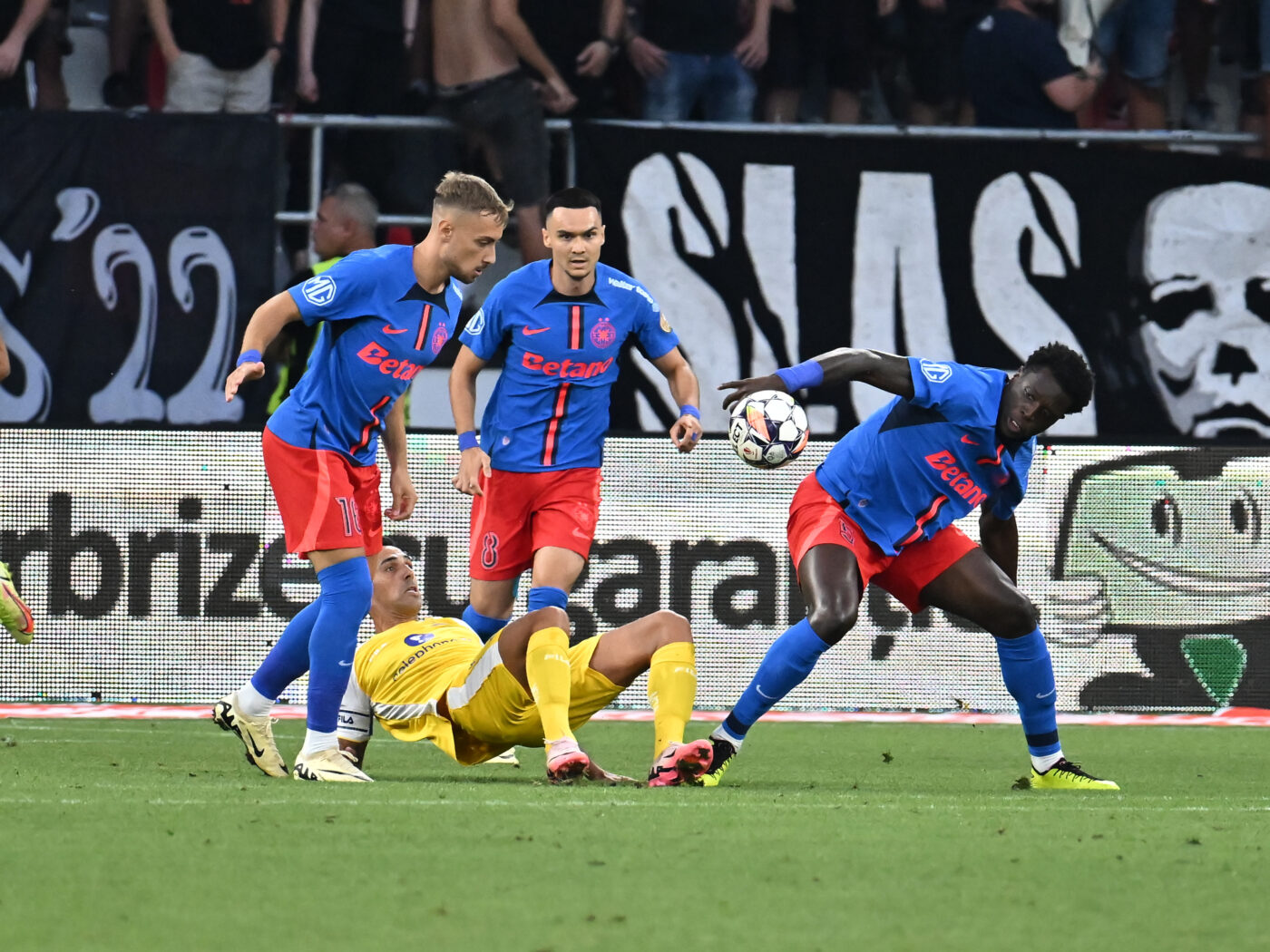 Revenire importantă la FCSB, chiar înaintea returului cu Maccabi Tel-Aviv! Poate juca împotriva israelienilor în Champions League