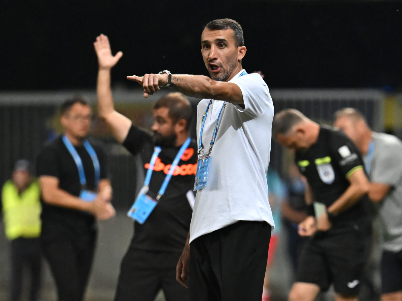 Topal începe revoluția: a dat afară primul fotbalist după Dinamo Bucureşti – Petrolul Ploieşti 4-1! Era o vedetă a echipei
