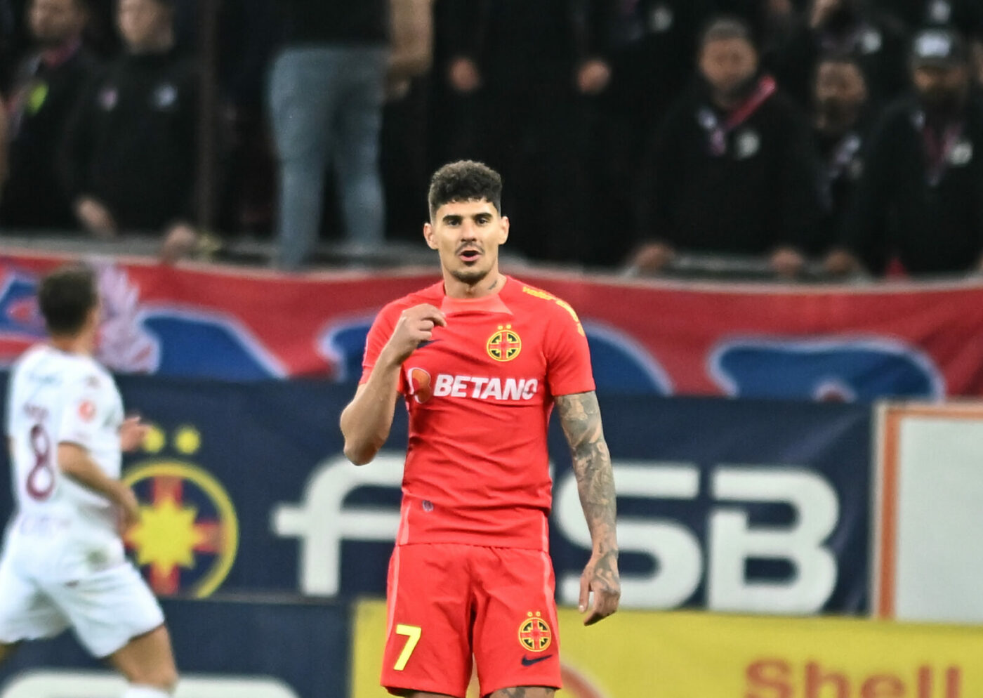 Transferul lui Florinel Coman a distrus vestiarul FCSB! Ce s-a întâmplat după plecarea vedetei lui Gigi Becali