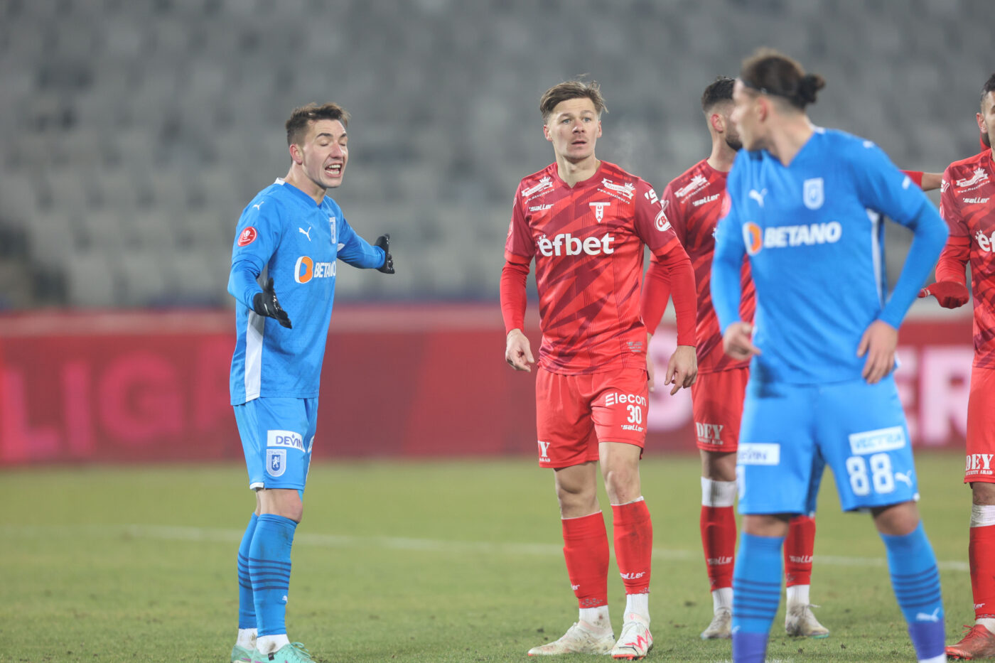 Universitatea Craiova – UTA Live, 0-0, Video Online, în etapa a 2-a din Superliga. A început meciul