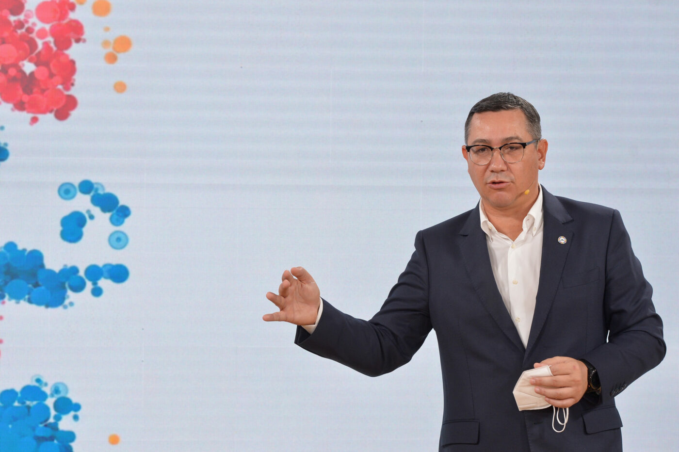 Victor Ponta, atac dezlănțuit împotriva lui Mitică Dragomir! „E un milițian care se plânge ca o babă la televizor! Bine că l-au dat afară”