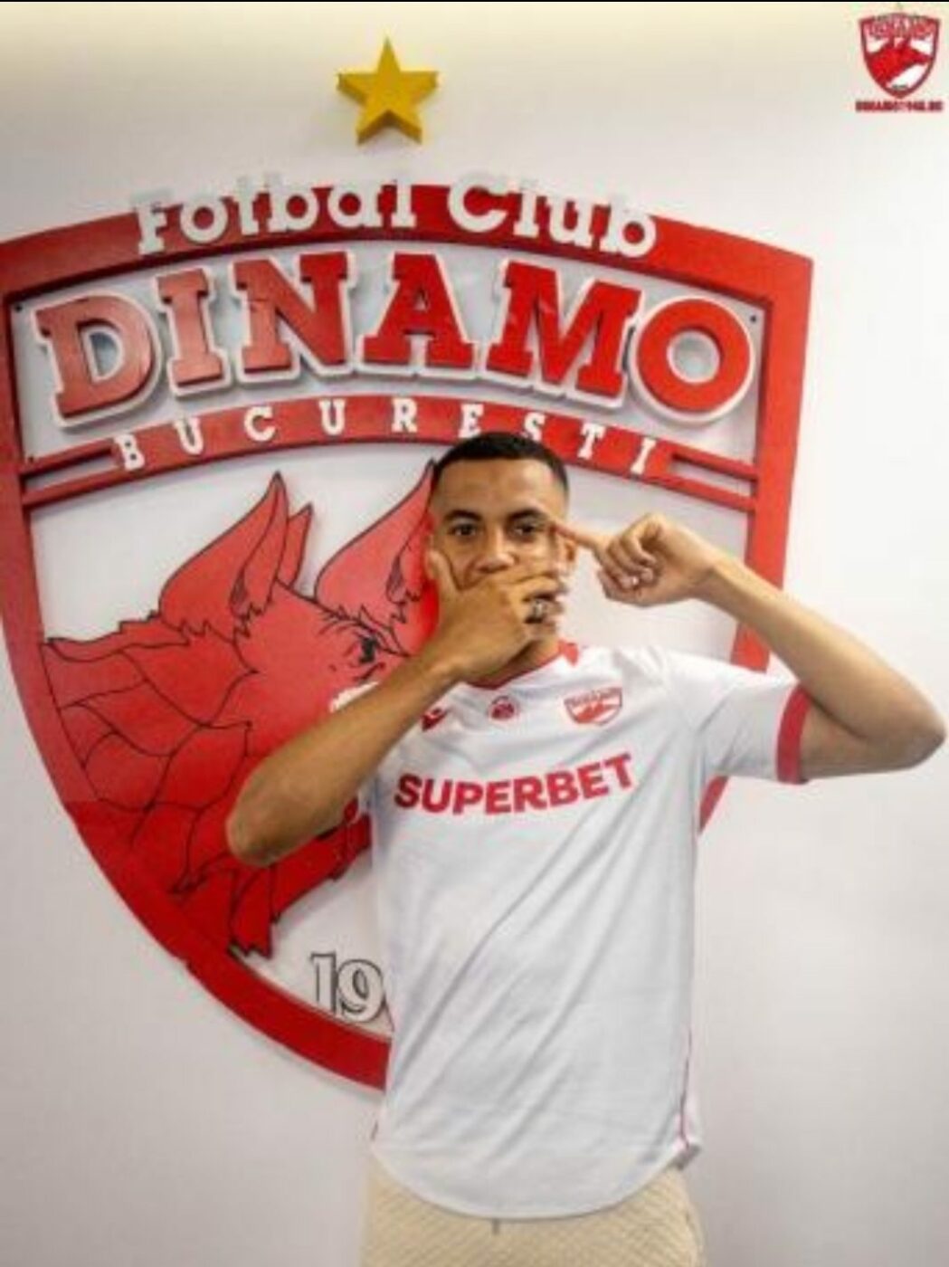 Dinamo l-a transferat pe francezul Maxime Sivis: ProSport, confirmat!