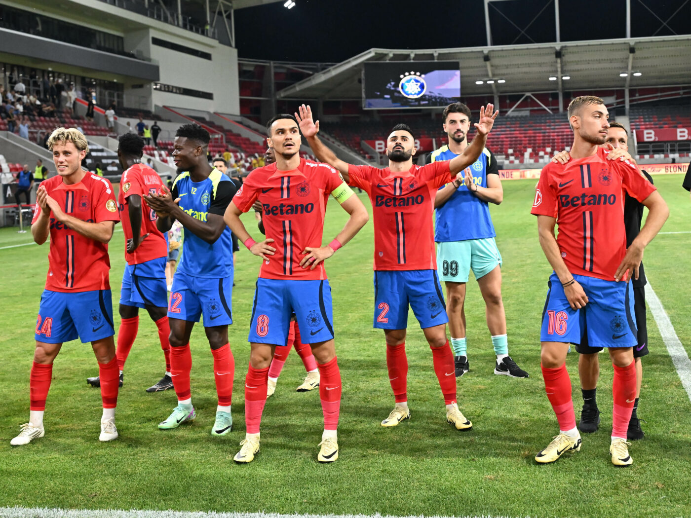 A ajuns să fie omul cel mai urât de către fanii FCSB, după ce a decis ca meciurile echipei lui Gigi Becali să se vadă doar sub formă de pay-per-view pe Voyo. Cum a reacționat CEO-ul PRO TV legat de această decizie controversată printre supoterii campioanei României