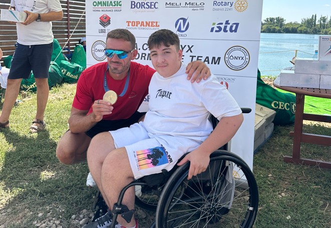 A apărut prima asociație din România care susține practicarea para-canotajului! Cine a participat la cursa de pe lacul Pantelimon