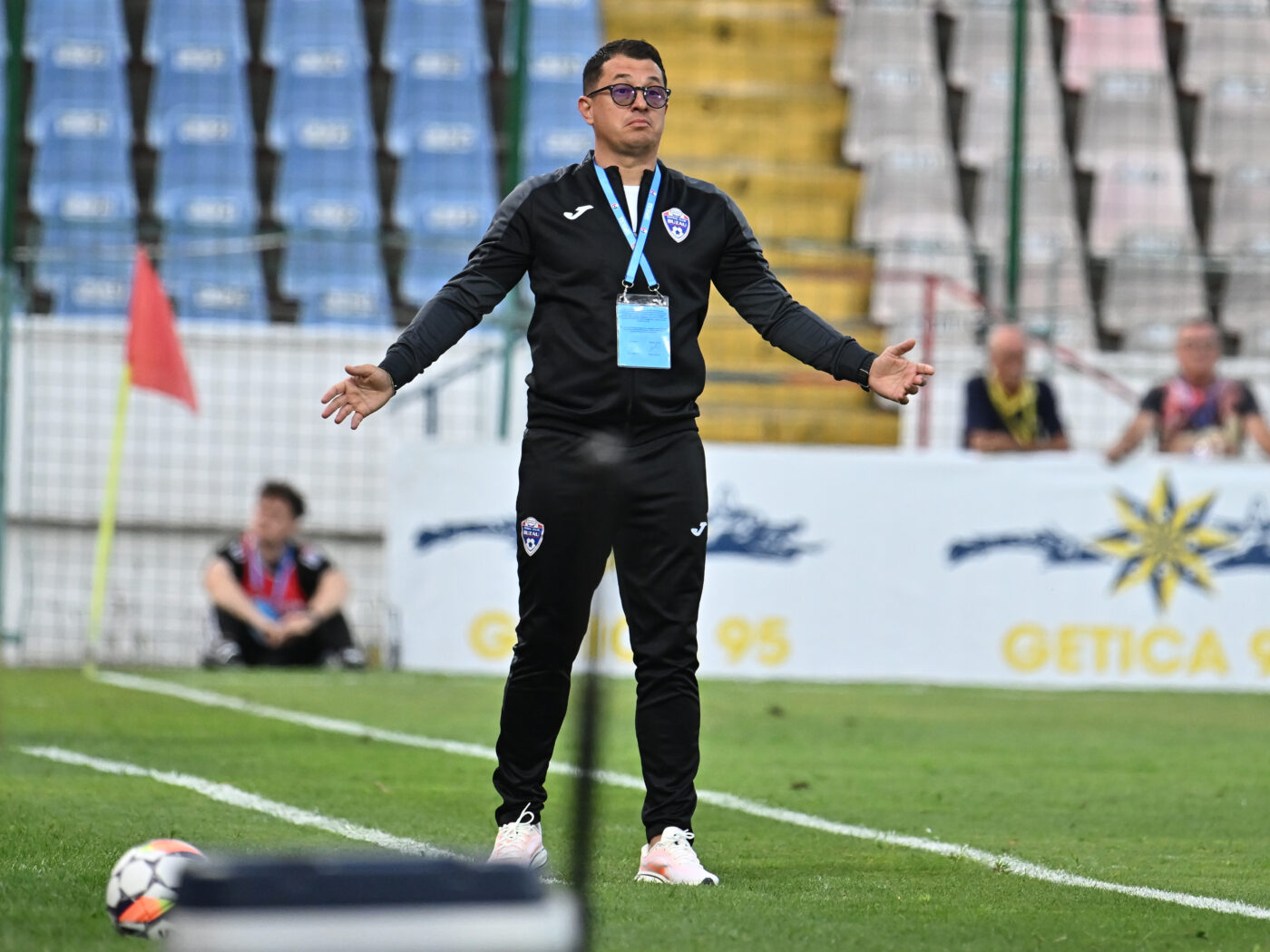 Andrei Prepeliță anunță măsuri drastice după Gloria Buzău – „U” Cluj 0-2 și își avertizează fotbaliștii că orice greșeală le poate fi fatală: „Nu tolerăm jucătorii care nu dau totul pentru echipă!”