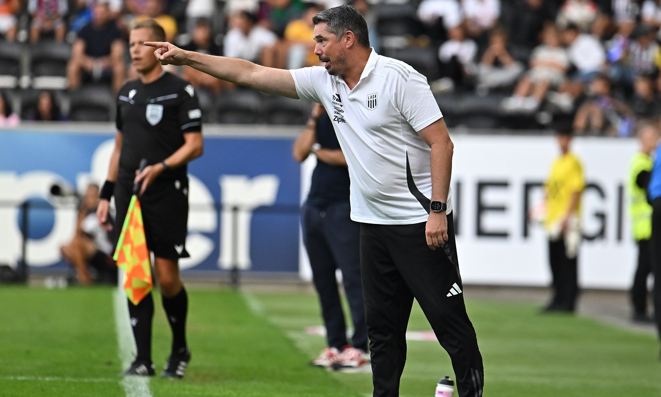 Antrenorul lui LASK Linz, ieșire nervoasă după ce a fost învins de FCSB: „Sunt nervos! Gol stupid”