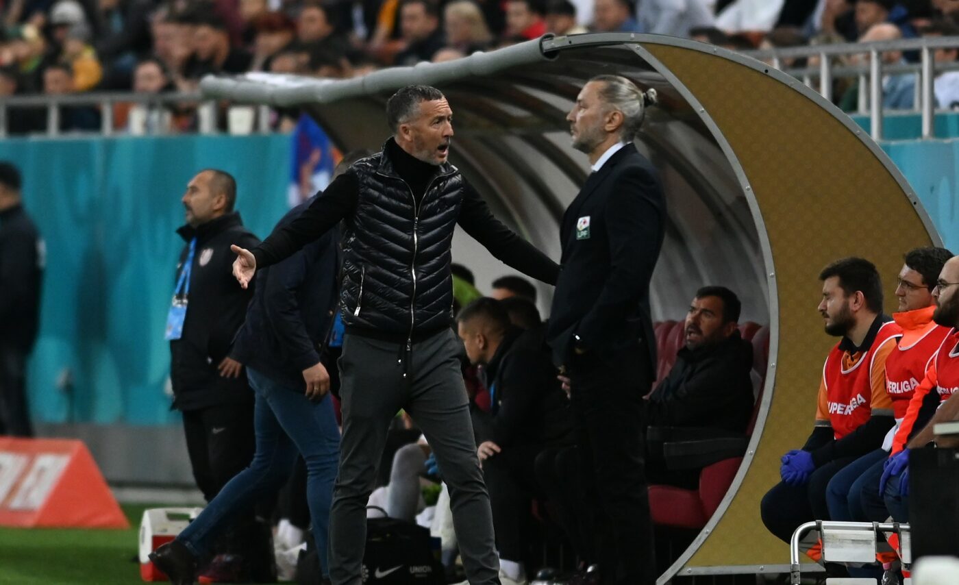 Ce a putut să facă Meme Stoica, după finalul meciului FCSB – Poli Iași 0-1! N-a mai ținut cont că ar putea să fie filmat și s-a dezlănțuit împotriva a doi fotbaliști ai campioanei României