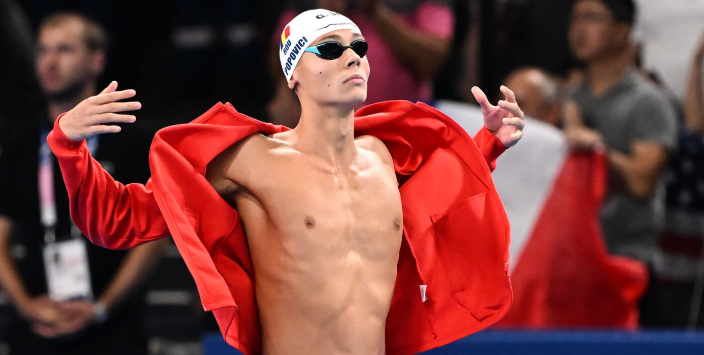 Ce au făcut părinții lui David Popovici la Paris. Campionul olimpic și detaliul care spune totul despre „bula” în care a fost izolat