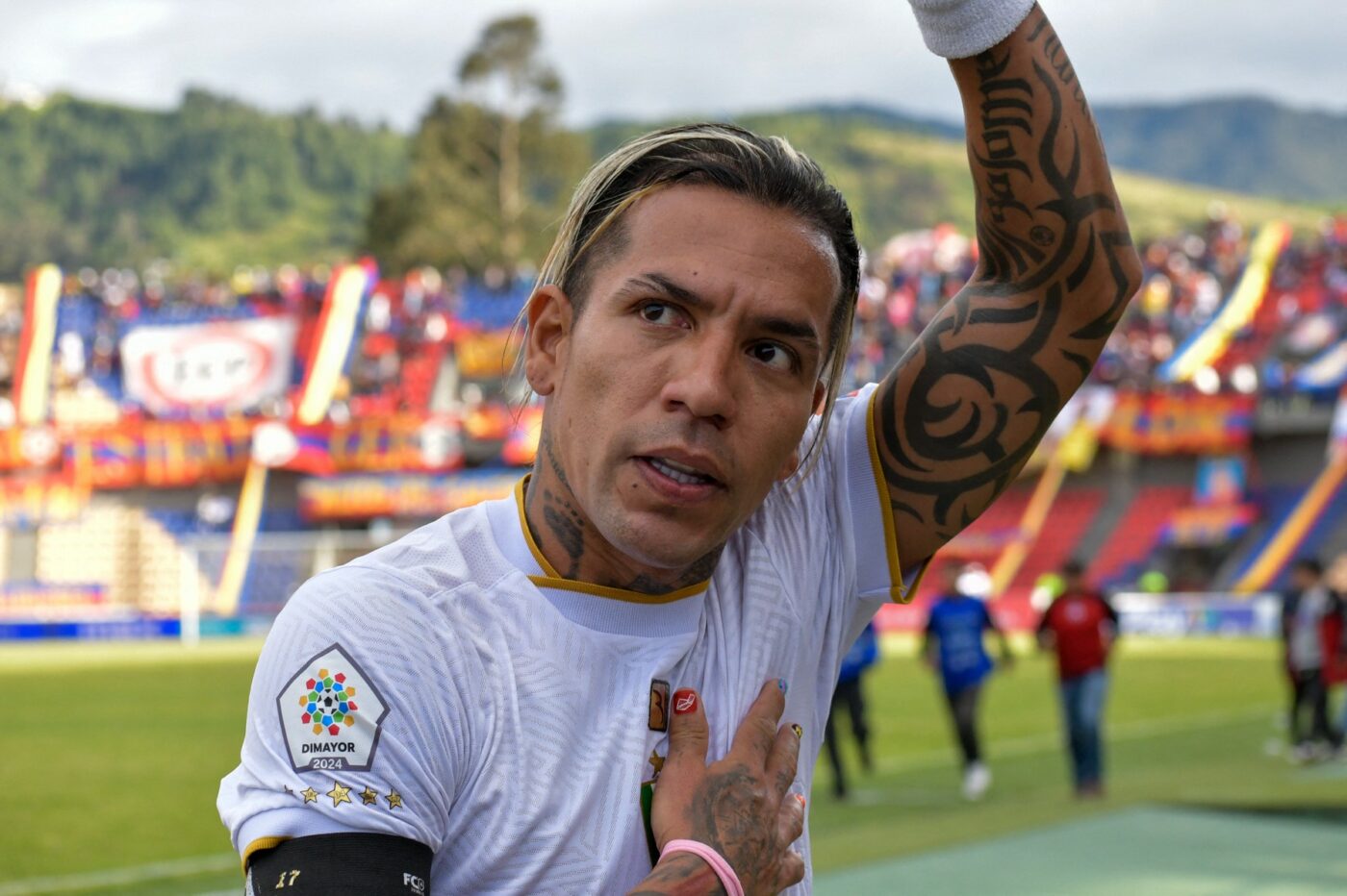 Dayro Moreno, interviu exploziv despre perioada petrecută la FCSB. Cel mai scump fotbalist cumpărat de Gigi Becali a dezvăluit de ce a fost urât de colegii din vestiarul roș-albastru: „Nu râdeam la glumele lor. Mă dădeam cu creme, cu parfum și știu că mă bârfeau”