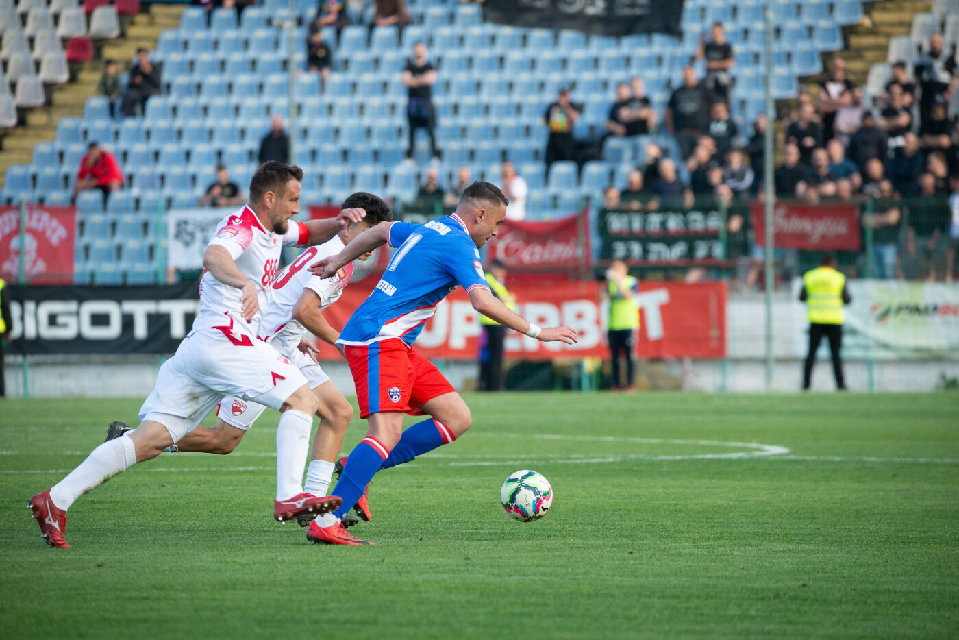 Dinamo București – Gloria Buzău 2-0, Live Video Online, în a 4-a etapă din Superliga. Opruț majorează diferența