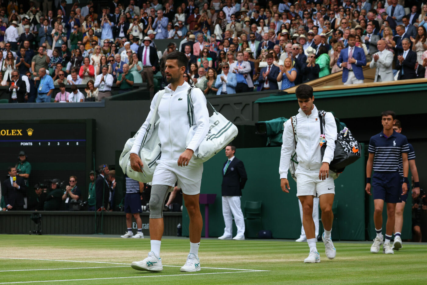 Dublă lovitură încasată de Carlos Alcaraz, în plină luptă cu Novak Djokovic pentru supremație! Nu mai poate face asta până la US Open