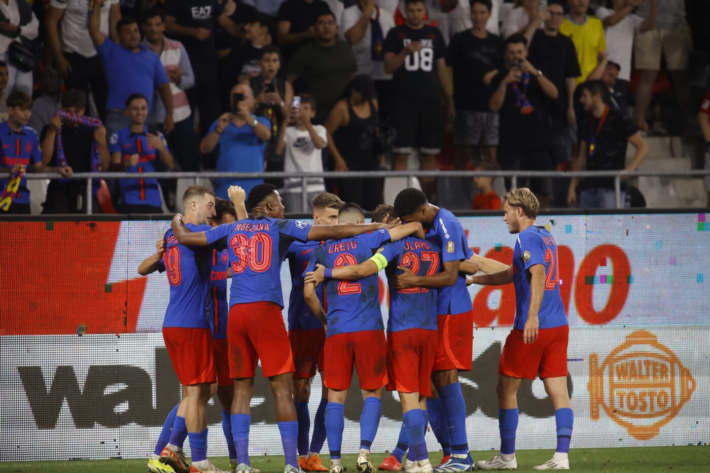 Englezii au căutat verdictul războiului FCSB – CSA pentru Steaua Bucureşti. Ce au aflat şi ce au scris după ce campioana României a picat cu Manchester United în Europa
