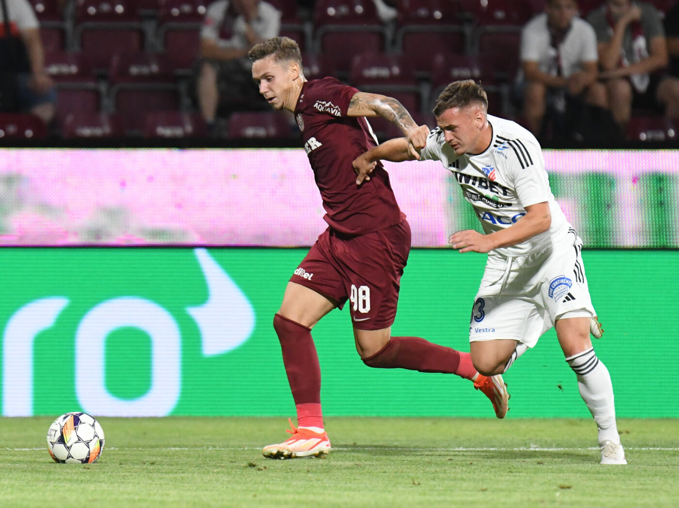 Damjan Djokovic a uitat deja de CFR Cluj – FC Botoșani 3-0 și dă alarma în Gruia: „Urmează meciul anului!”. Louis Munteanu a analizat returul de foc cu Pafos: „Trebuie să facem asta”