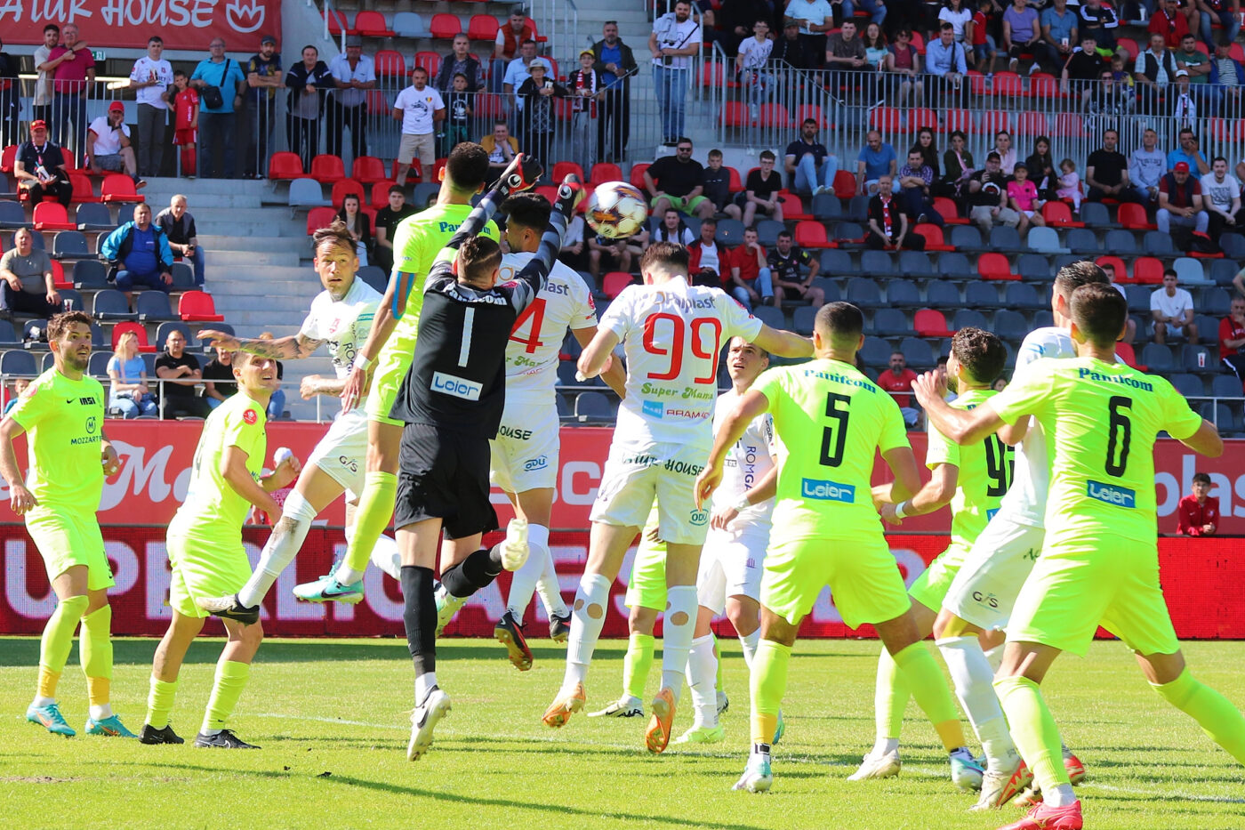 FC Hermannstadt – Poli Iași, scor 6-2 în etapa 8 din Superliga. Sibienii câștigă detașat partida cu rivalii din Moldova