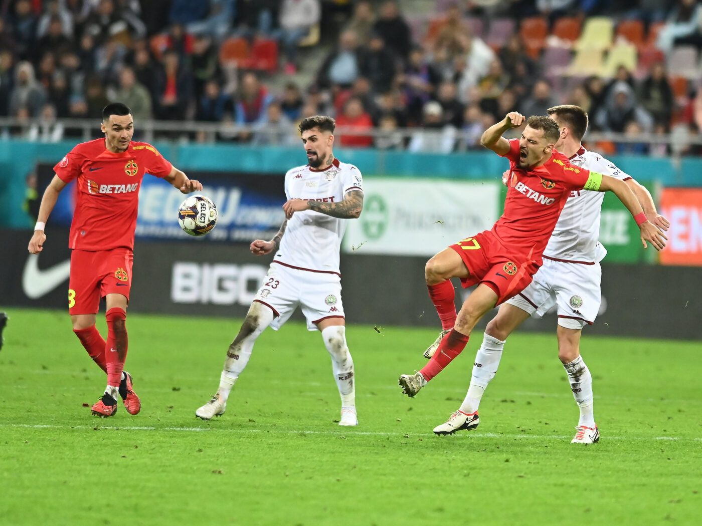 Ce s-a ales de Alex Albu, fostul jucător de la Rapid București. E de o lună la clubul arab, dar nu a putut fi legitimat