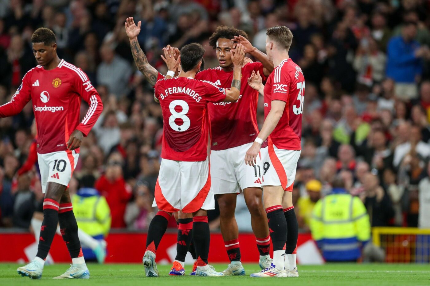 FCSB, duel de gală în Europa League! Cine este gigantul Manchester United, echipa de cinci stele care vine la București să umple Arena Națională. Ce șanse au roș-albaștrii să producă marea surpriză. SPECIAL